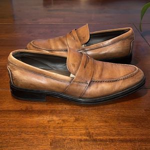 Tod’s Men’s Brown Penny Loafer